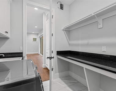 835 W Canton Avenue - Photo Thumbnail 14