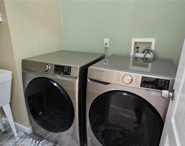 2227 Oakington Street - Photo Thumbnail 11