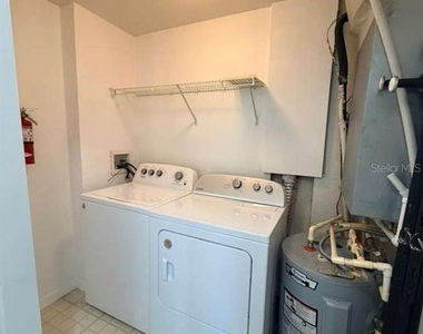 6413 Astor Village Avenue - Photo Thumbnail 13