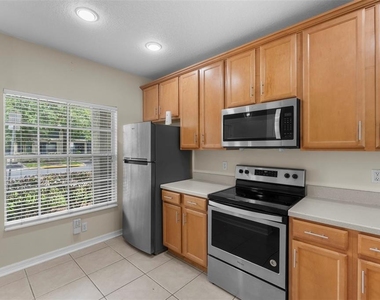 10325 Manderley Way - Photo Thumbnail 10
