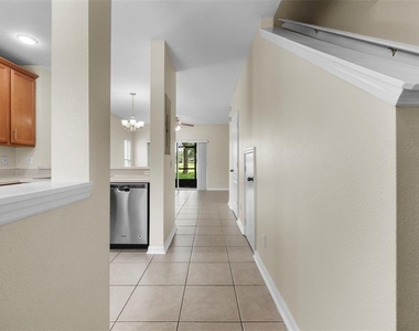 10325 Manderley Way - Photo Thumbnail 7