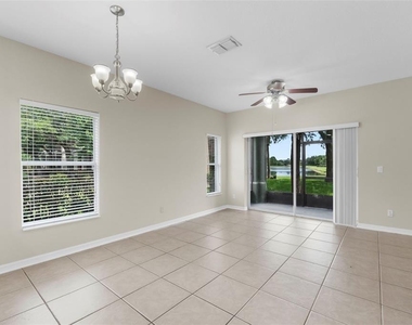10325 Manderley Way - Photo Thumbnail 14