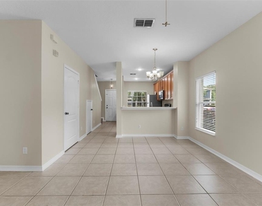10325 Manderley Way - Photo Thumbnail 31
