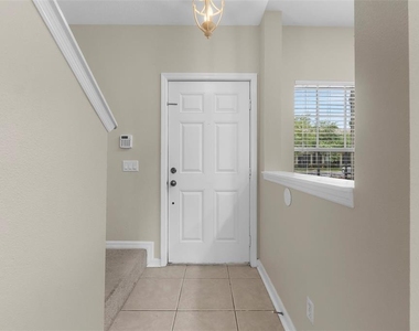 10325 Manderley Way - Photo Thumbnail 6