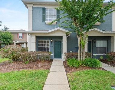 10325 Manderley Way - Photo Thumbnail 1