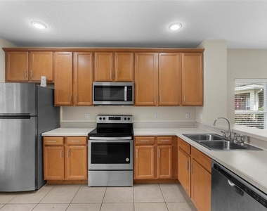 10325 Manderley Way - Photo Thumbnail 9
