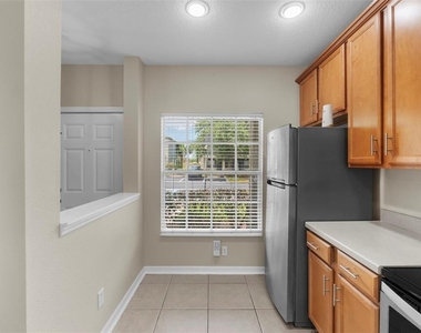 10325 Manderley Way - Photo Thumbnail 11