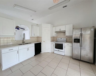 6867 Belmar Drive - Photo Thumbnail 15