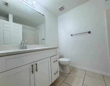 6867 Belmar Drive - Photo Thumbnail 6
