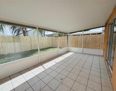 6867 Belmar Drive - Photo Thumbnail 28