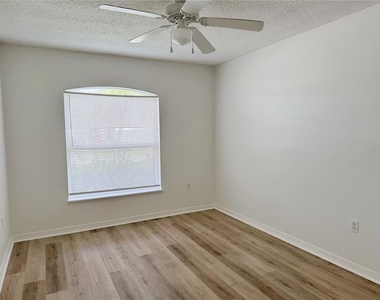 6867 Belmar Drive - Photo Thumbnail 9