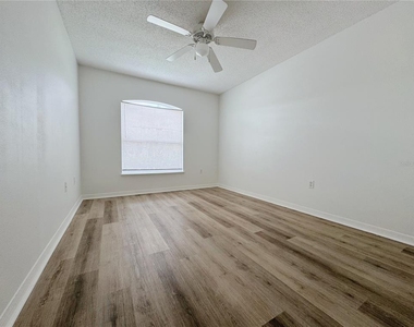 6867 Belmar Drive - Photo Thumbnail 8