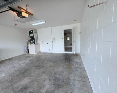 6867 Belmar Drive - Photo Thumbnail 23