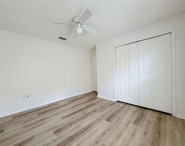 6867 Belmar Drive - Photo Thumbnail 12