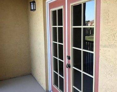 10831 Windsor Walk Drive - Photo Thumbnail 14