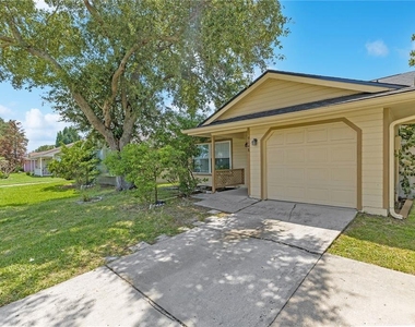 9148 Dubois Boulevard - Photo Thumbnail 2