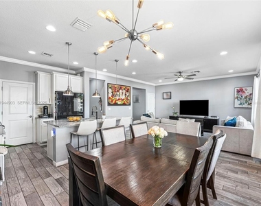 3953 Black Olive Lane - Photo Thumbnail 17