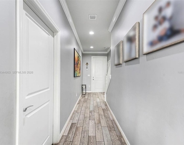 3953 Black Olive Lane - Photo Thumbnail 23