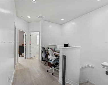 3953 Black Olive Lane - Photo Thumbnail 39