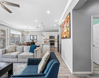 3953 Black Olive Lane - Photo Thumbnail 10