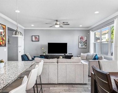 3953 Black Olive Lane - Photo Thumbnail 15