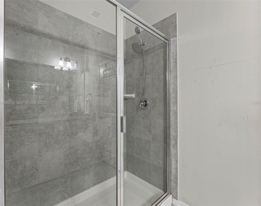 3953 Black Olive Lane - Photo Thumbnail 31