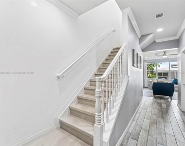 3953 Black Olive Lane - Photo Thumbnail 6