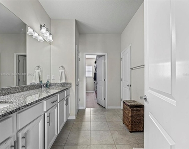3953 Black Olive Lane - Photo Thumbnail 28