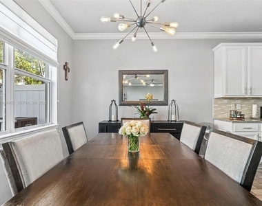 3953 Black Olive Lane - Photo Thumbnail 16