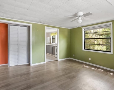 2201 Dolarway Street - Photo Thumbnail 17
