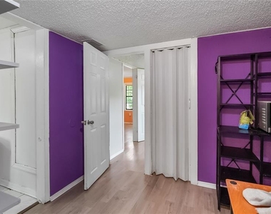 2201 Dolarway Street - Photo Thumbnail 16