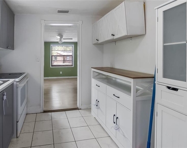 2201 Dolarway Street - Photo Thumbnail 7