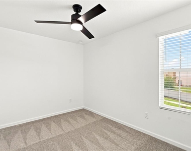 865 Spring Palms Loop - Photo Thumbnail 22