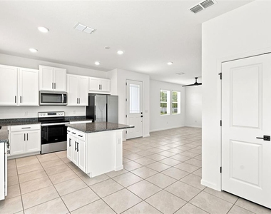 865 Spring Palms Loop - Photo Thumbnail 14