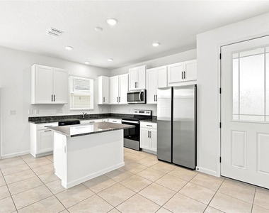 865 Spring Palms Loop - Photo Thumbnail 15