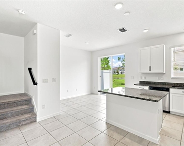 865 Spring Palms Loop - Photo Thumbnail 10