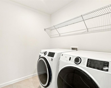 865 Spring Palms Loop - Photo Thumbnail 28