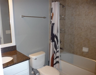 14256 Queenside Street - Photo Thumbnail 11
