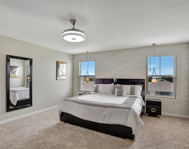 2405 Oakwood Lane - Photo Thumbnail 25