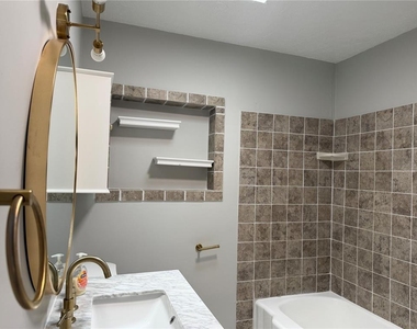 1627 Orange Avenue - Photo Thumbnail 11
