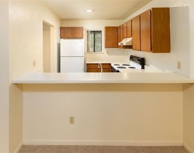 83 Se 16th Avenue - Photo Thumbnail 6