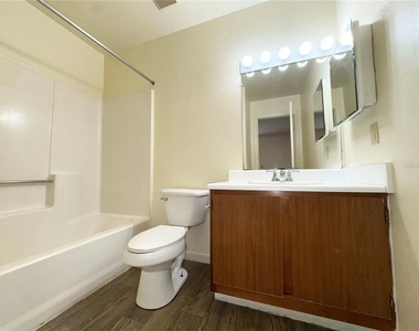 83 Se 16th Avenue - Photo Thumbnail 14