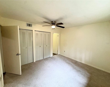 83 Se 16th Avenue - Photo Thumbnail 12