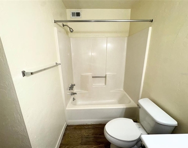 83 Se 16th Avenue - Photo Thumbnail 13