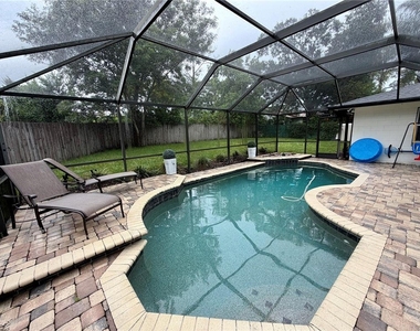 1105 Doris Street - Photo Thumbnail 24