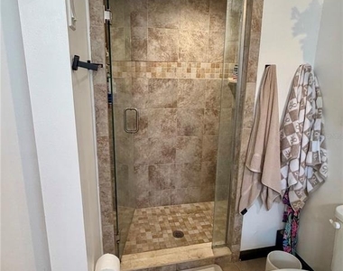 1105 Doris Street - Photo Thumbnail 15