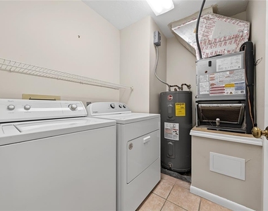 4554 Morningside - Photo Thumbnail 19