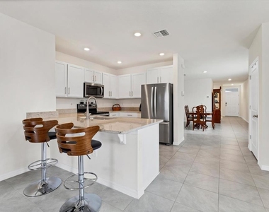 3293 Hilltop Circle - Photo Thumbnail 10