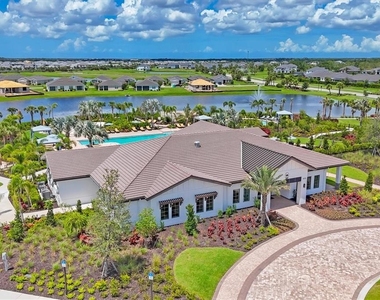 3293 Hilltop Circle - Photo Thumbnail 57