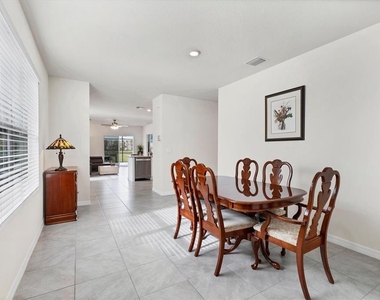 3293 Hilltop Circle - Photo Thumbnail 9